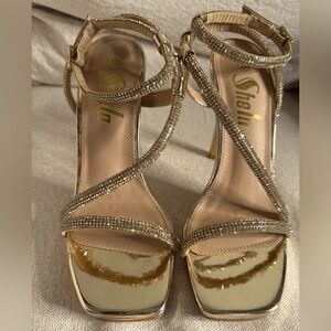 Gold Strappy Rhinestone Heels – Size 6 (Worn Once)